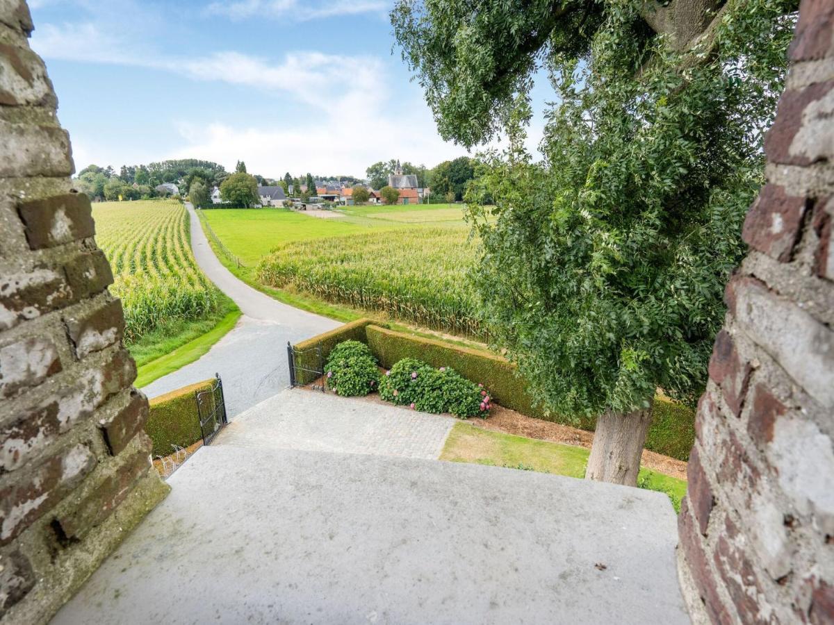 Stunning Holiday Home in Oombergen with Terrace&Garden Zottegem Exterior foto